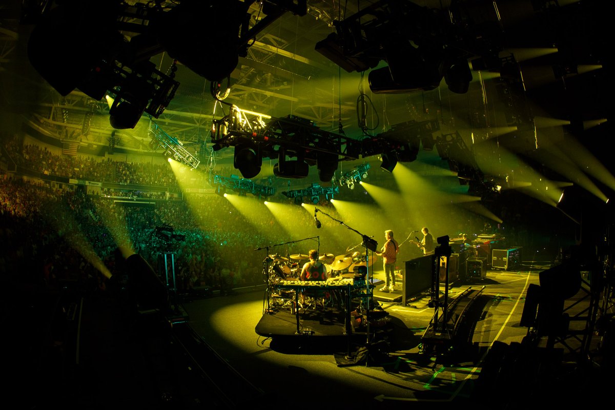 Phish's Summer Tour continues tonight in Pittsburgh! Tune in at 7:30PM ET for the live webcast from the Petersen Events Center → webcast.livephish.com

📸: Rene Huemer