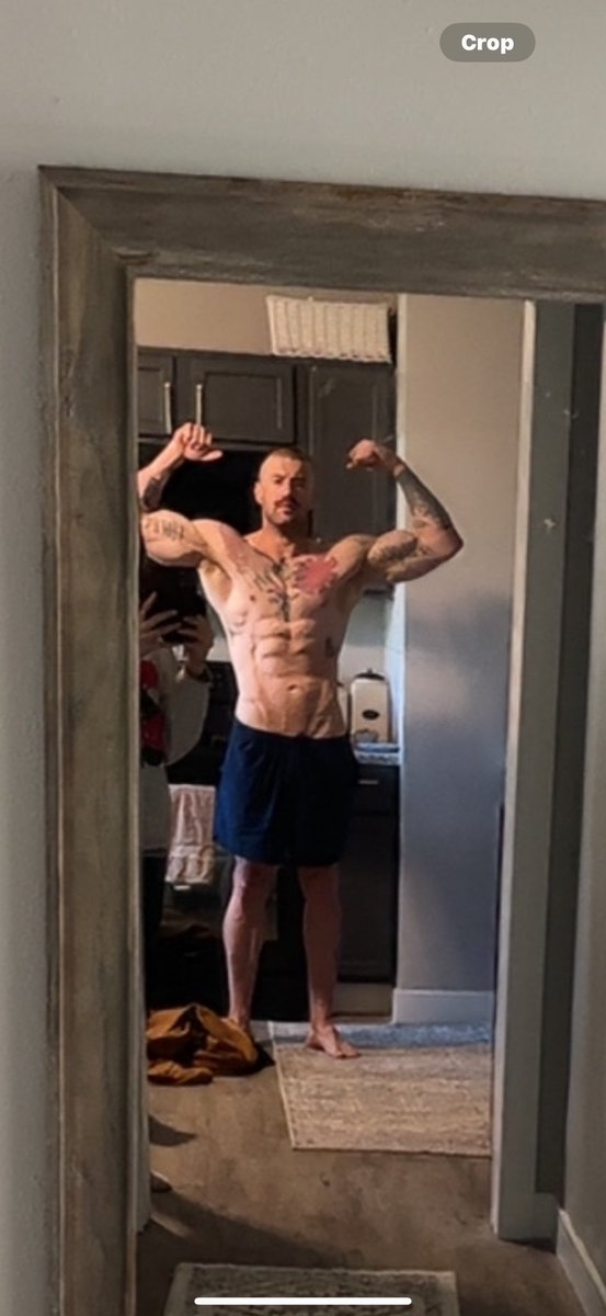 tim_sersig69's tweet photo. @dom_kwok Never pull out, just do pull downs instead😂 don’t forget the gym today with all that you got going on https://t.co/vrGvAKHvnR