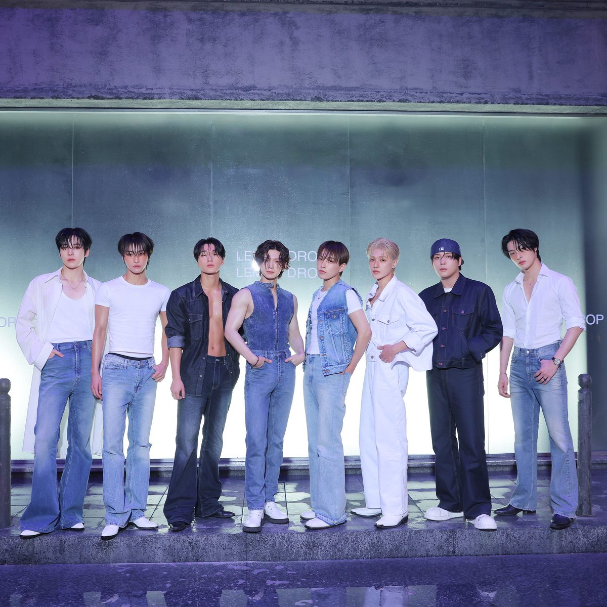 ATYstream | ATEEZ (@atystream) on Twitter photo 🍋| <a href="/ATEEZofficial/">ATEEZ(에이티즈)</a>'s "Lemon Drop" debuts at No. 69 on this week's #Hot100, congratulations ATEEZ 🎉👏🥳
ATEEZ HOT 100 DEBUT
#ATEEZ #에이티즈 #ATEEZonhot100
#LemonDrop <a href="/ATEEZofficial/">ATEEZ(에이티즈)</a> 🍋| <a href="/ATEEZofficial/">ATEEZ(에이티즈)</a>'s "Lemon Drop" debuts at No. 69 on this week's #Hot100, congratulations ATEEZ 🎉👏🥳
ATEEZ HOT 100 DEBUT
#ATEEZ #에이티즈 #ATEEZonhot100
#LemonDrop <a href="/ATEEZofficial/">ATEEZ(에이티즈)</a>