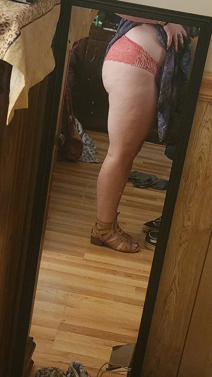 putahexonu's tweet photo. Dresses are easy access right? 

#nsfwtwt #nsfwtw #nsfwacc #nsfwtwtًً https://t.co/u1ZwysgWLy