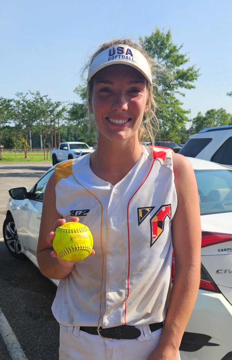 Emily Blume RHP | OF | U 2026 tweet media