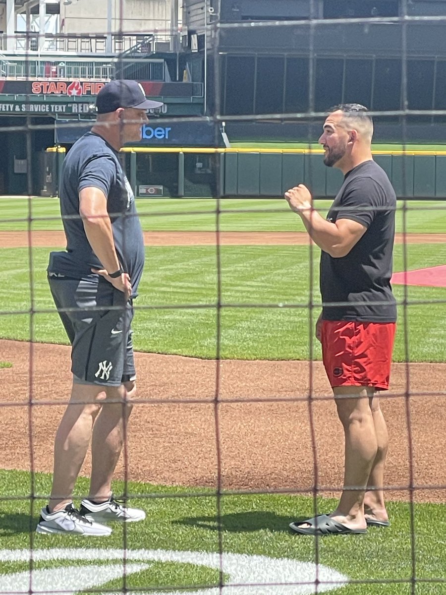 jackflash81222's tweet photo. ⁦@Jomboy_⁩  ⁦@TalkinYanks⁩ Boone and Trevino sharing a moment and what looked like a championship ring in Cincy today https://t.co/DqYyK7aSAZ