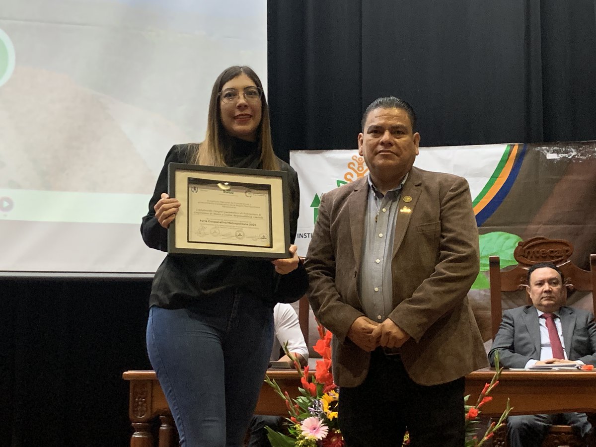 confecoac's tweet photo. En el marco de la Feria Cooperativista de la Región I Metropolitana, organizada por INACOP, CONFECOAC reafirmó su compromiso con el fortalecimiento del cooperativismo en Guatemala. https://t.co/bk5ysX2q3n
