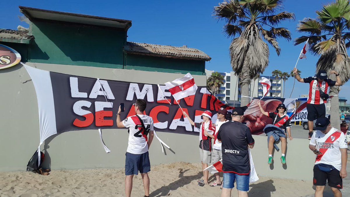 GLORIA ETERNA 91218 (@labrunaeterno) on Twitter photo "" LA MENTIRA SE ACABร ""
" TODO EL MUNDIAL DE CLUBES "
"" INCORPORACIONES"" ยฟQUE PUESTOS SON LOS QUE DEBE REFORZA?
HOY 23 HS ,SALIMOS DE LA CUENTA DE <a href="/ezeki000/">Ezequiel</a> JUNTO CON <a href="/gusmnes01/">Gustavo โช๏ธ๐ดโช๏ธ</a> ,LOS ESPERAMOS โช๏ธ๐ดโช๏ธ
<a href="/Tricampeonismo/">๐ฝ๐๐ โ
ก ยฎ</a>
<a href="/Astro_millo/">๐ฆ๐ทAstroโ๏ธ- ๐ฆ๐ทโญโญโญ</a>
<a href="/jimmy_ini/">Jimmy Ini ๐ฎ๐ฑ (El Abogado del Diablo)</a>
<a href="/Augusto69991464/">Augusto</a>
<a href="/RovyBarba/">Roberto Maspero</a> "" LA MENTIRA SE ACABร ""
" TODO EL MUNDIAL DE CLUBES "
"" INCORPORACIONES"" ยฟQUE PUESTOS SON LOS QUE DEBE REFORZA?
HOY 23 HS ,SALIMOS DE LA CUENTA DE <a href="/ezeki000/">Ezequiel</a> JUNTO CON <a href="/gusmnes01/">Gustavo โช๏ธ๐ดโช๏ธ</a> ,LOS ESPERAMOS โช๏ธ๐ดโช๏ธ
<a href="/Tricampeonismo/">๐ฝ๐๐ โ
ก ยฎ</a>
<a href="/Astro_millo/">๐ฆ๐ทAstroโ๏ธ- ๐ฆ๐ทโญโญโญ</a>
<a href="/jimmy_ini/">Jimmy Ini ๐ฎ๐ฑ (El Abogado del Diablo)</a>
<a href="/Augusto69991464/">Augusto</a>
<a href="/RovyBarba/">Roberto Maspero</a>