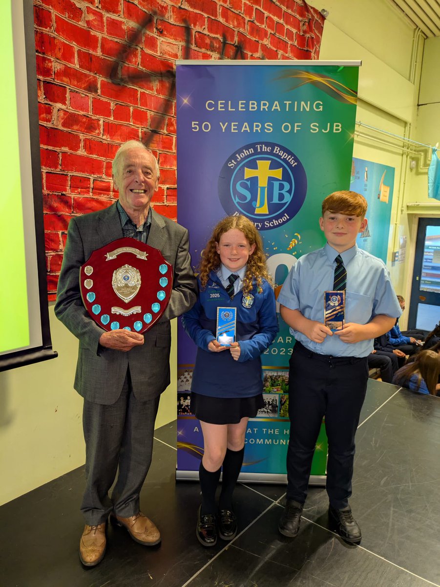 SJBPS11's tweet image. Some photos from our P7 Prizegiving & Leavers’ Ceremony - Part 1