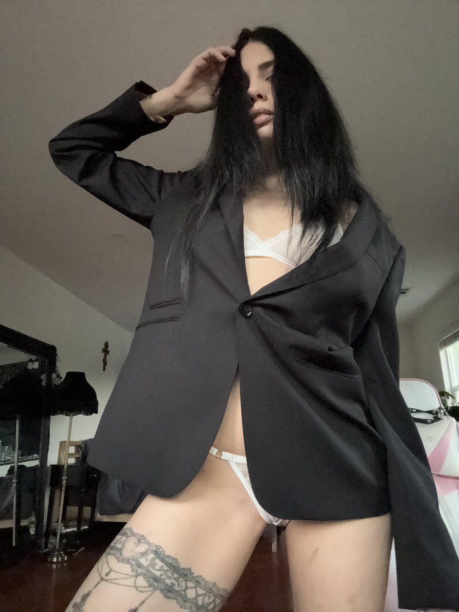 ⛓️‍💥🧸🪽

shshshshsh don't tell them about my free page: onlyfans.com/nadya