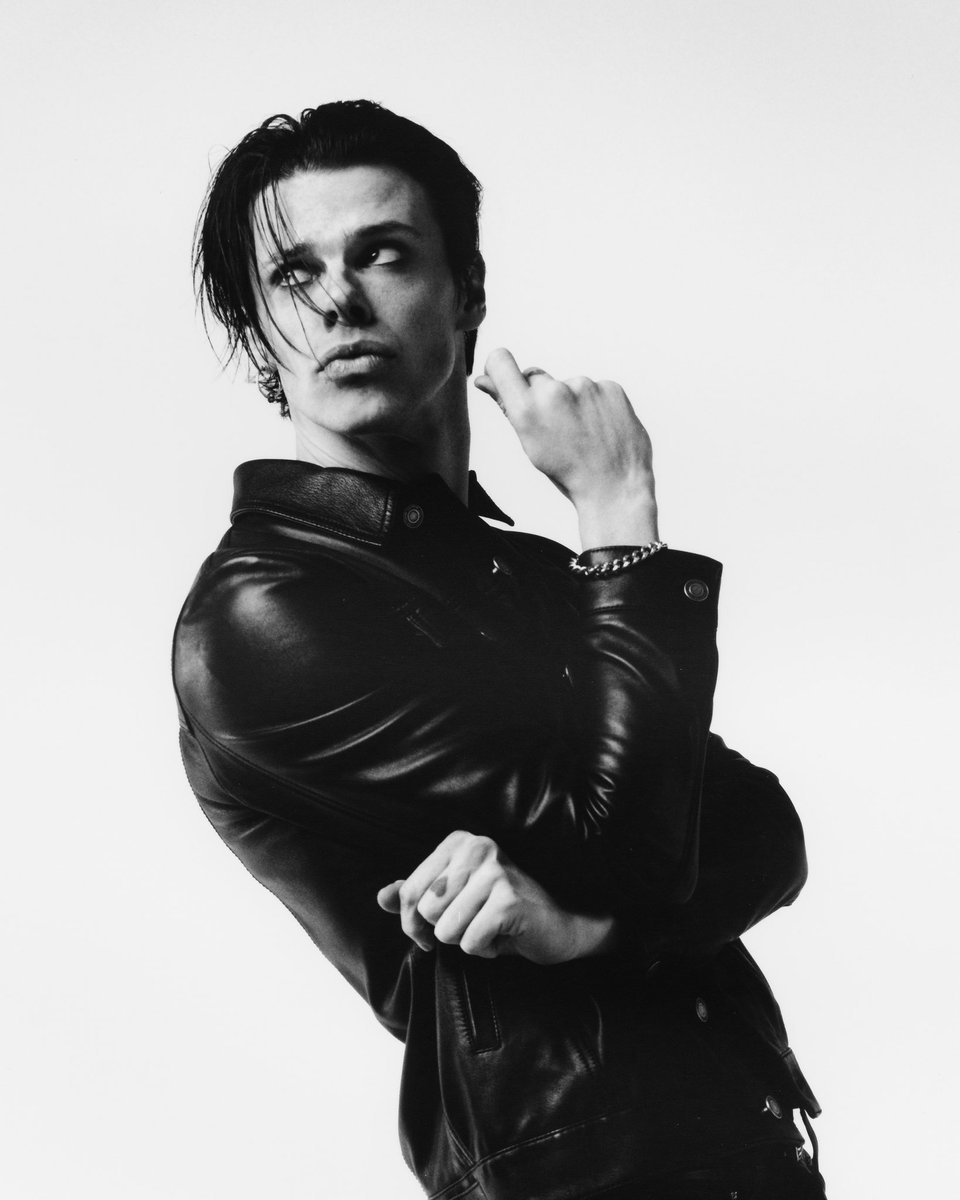 izzomrm's tweet photo. YUNGBLUD, que tinha ação promocional no Brasil pra divulgar seu novo álbum (que acabou não rolando), quer trazer o novo show para a América do Sul, principalmente pro Brasil. 

As conversas pautam o mês de novembro, mas nada 100%. Vale ficar de olho. 🇧🇷 https://t.co/8nWVDOHAq6