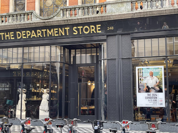 Two Annual Art Exhibitions worth visiting open in London this week by (1) Contemporary British Portrait Painters - in Brixton; and  (2) the Society of Women Artists - at the Mall Galleries 
makingamark.blogspot.com/2025/06/two-ar… 
#annualexhibition #art #artexhibition