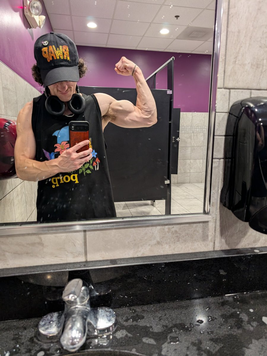 яєνιєωѕ ωιтн α ρσяρσιѕє (@reviewing_porp) on Twitter photo Just me and my beautiful lovely love of my life! 😍🥰😍🥰
Code APPLES saves you over at <a href="/MuscleTech/">MuscleTech</a> Just me and my beautiful lovely love of my life! 😍🥰😍🥰
Code APPLES saves you over at <a href="/MuscleTech/">MuscleTech</a>