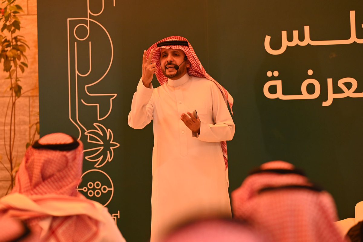 dryanallah's tweet photo. سعدت جدًا بالمشاركة في #ورش_وقاء | والتي نظمها المركز الوطني للوقاية من الآفات النباتية والأمراض الحيوانية ومكافحتها @WeqaaCenter وقد تركزت  ورشة العمل حول التخطيط واستثمار نقاط القوة وترتيب الأولويات وبناء التوازن بين جوانب الحياة المختلفة.
وسرني جدًا ما لمسته من حسن التنظيم وروح الفريق والرغبة في التعلم والحرص على تلبية احتياجات الموظفين وتهيئة بيئة العمل بما يساهم في تحقيق المستهدفات.
