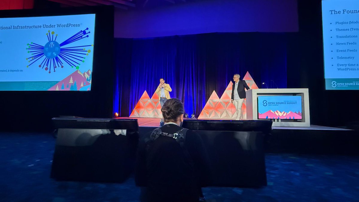 jdevalk's tweet image. Just gotten off stage presenting about @fair_pm at the Linux Foundation’s #OSSummit together with @karimmarucchi - we’re starting the conversations with funders of our project today.