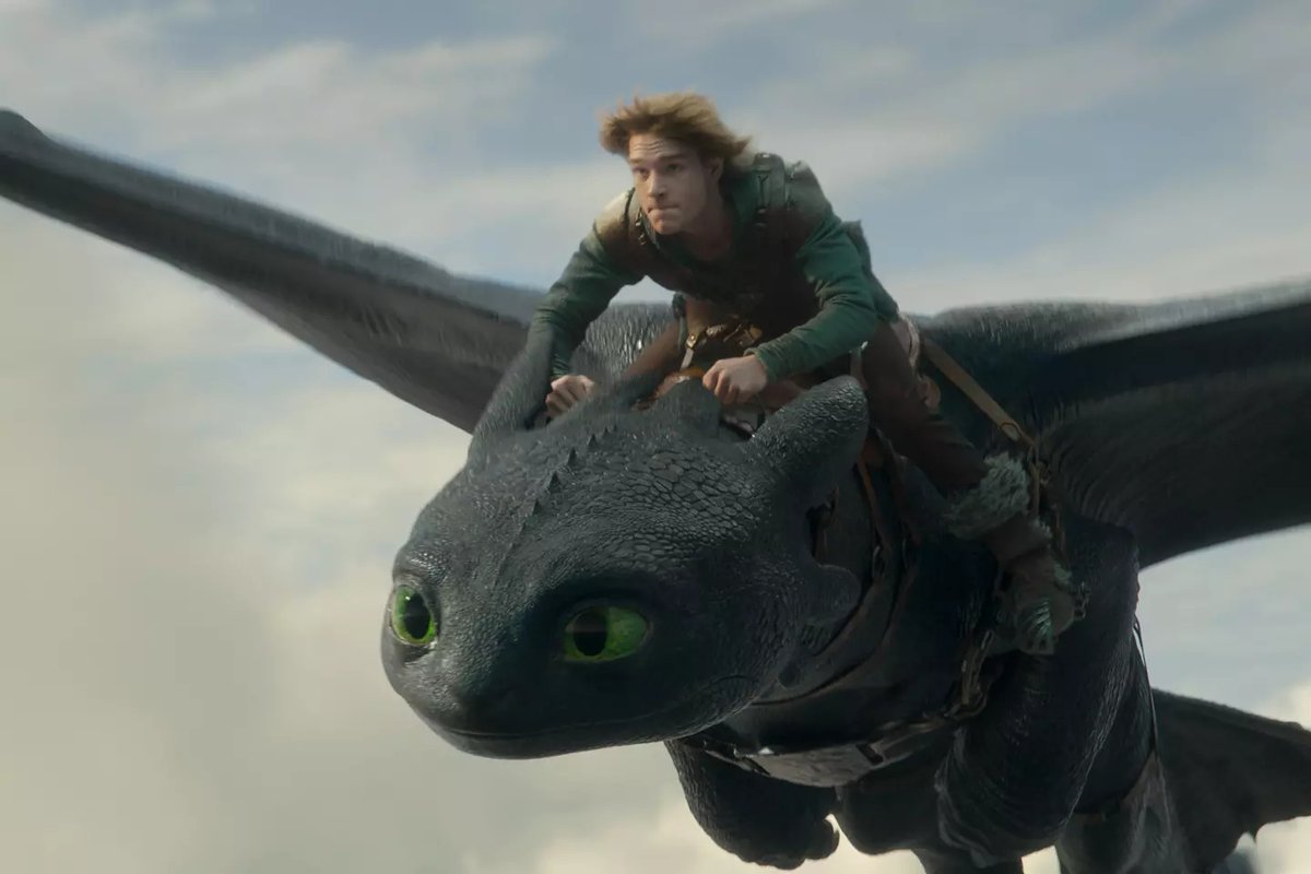 EnglishSalar's tweet image. ‘How to Train Your Dragon,’ the live action remake tops the North American box office with $37M in its 2nd weekend, beating Pixar’s Elio ($21M) and Danny Boyle’s ‘28 Years Later’ ($30M). #BoxOffice #HTTY #EntertainmentNews 

salarnews.in/entertainment-…