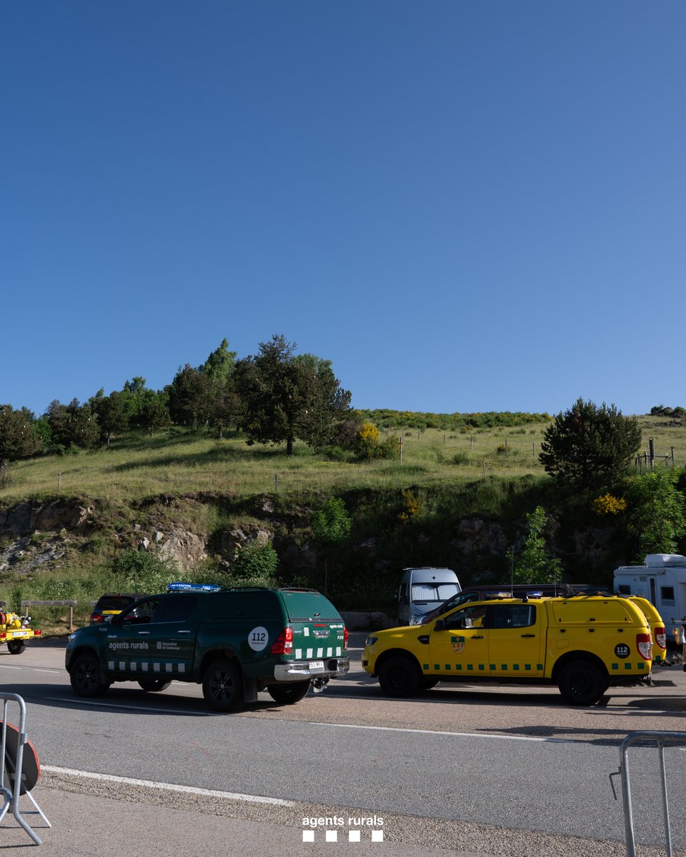 El dispositiu conjunt amb <a href="/sfadfcat/">SFADF</a> suposa el seguiment del recorregut de la Flama del Canigó pel territori fins a l'encesa de les fogueres de #SantJoan.

📌 L’objectiu és garantir que es desenvolupi amb la màxima seguretat, donat que es fa en període d'alt perill d'incendi.