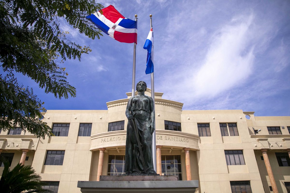 Ministerio Público solicita prisión preventiva contra hombre que mató a su pareja en Santiago. Jueza aplazó medida de coerción para el próximo miércoles 25 de junio.

pgr.gob.do/ministerio-pub…