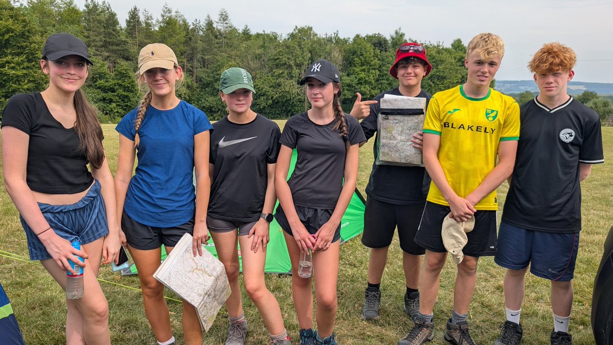 DofESNA's tweet photo. SNA DofE Silver 2025 Peachy Peaches 🍑🩶 @SouthNottsAcdmy @Head_SNA #SNAWay #youthwithoutlimits https://t.co/Ls2tWBMosj