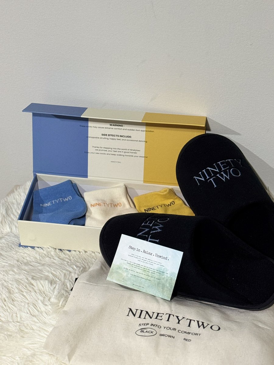 nannnnji's tweet photo. feels like a hug for my feet 🧦✨

#NINETYTWO
#92Slippers
#92Socks 
#SoftDaysCozyWays
#srchafreen https://t.co/8a85cy7eOF