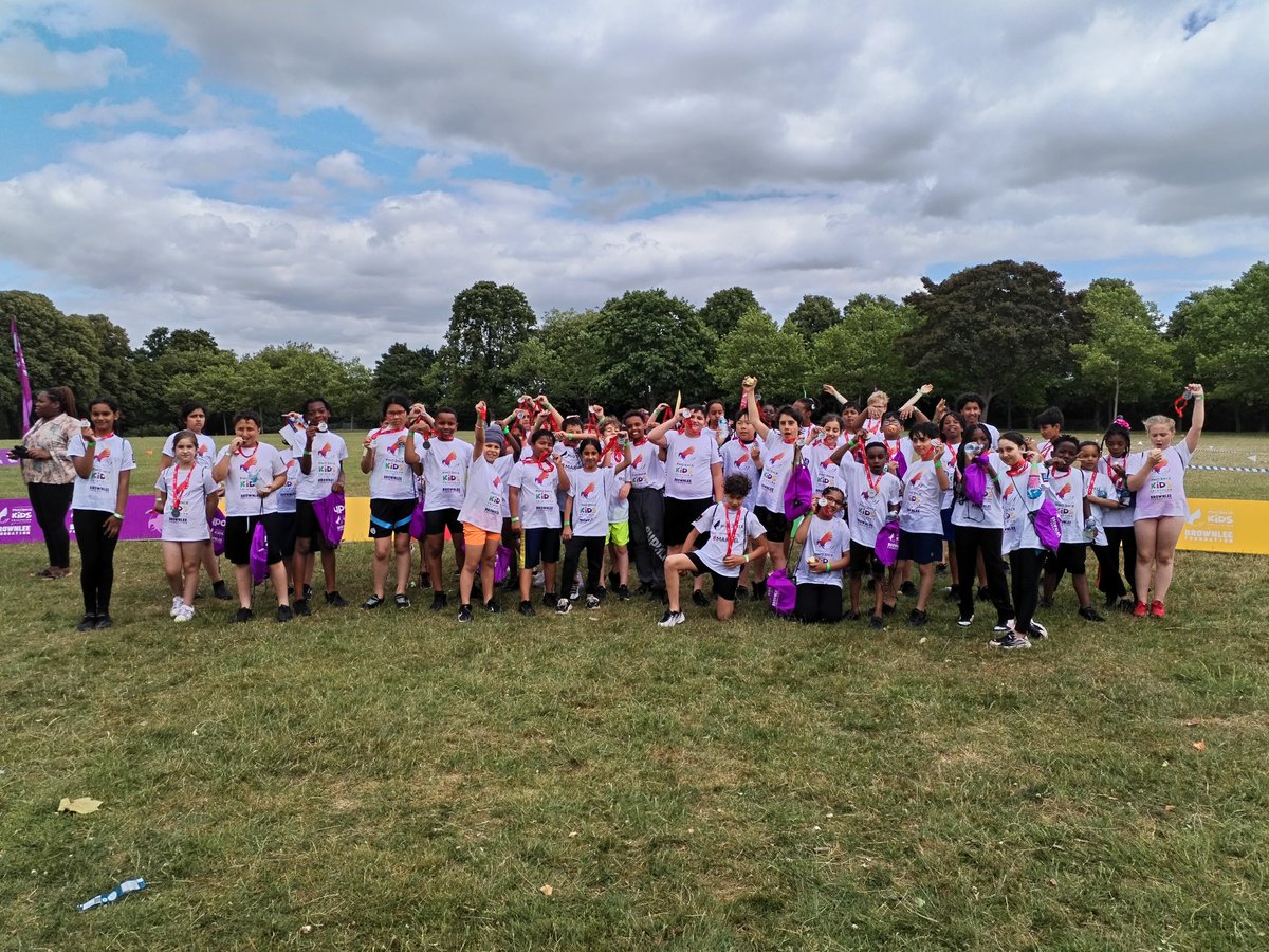 stmichaelsb21's tweet image. What a brilliant afternoon! Thank you @brownleefdn for providing our Year 4 and Year 6 children with the opportunity to participate in a triathlon! They loved it! #triathlon #WeAreStMikes