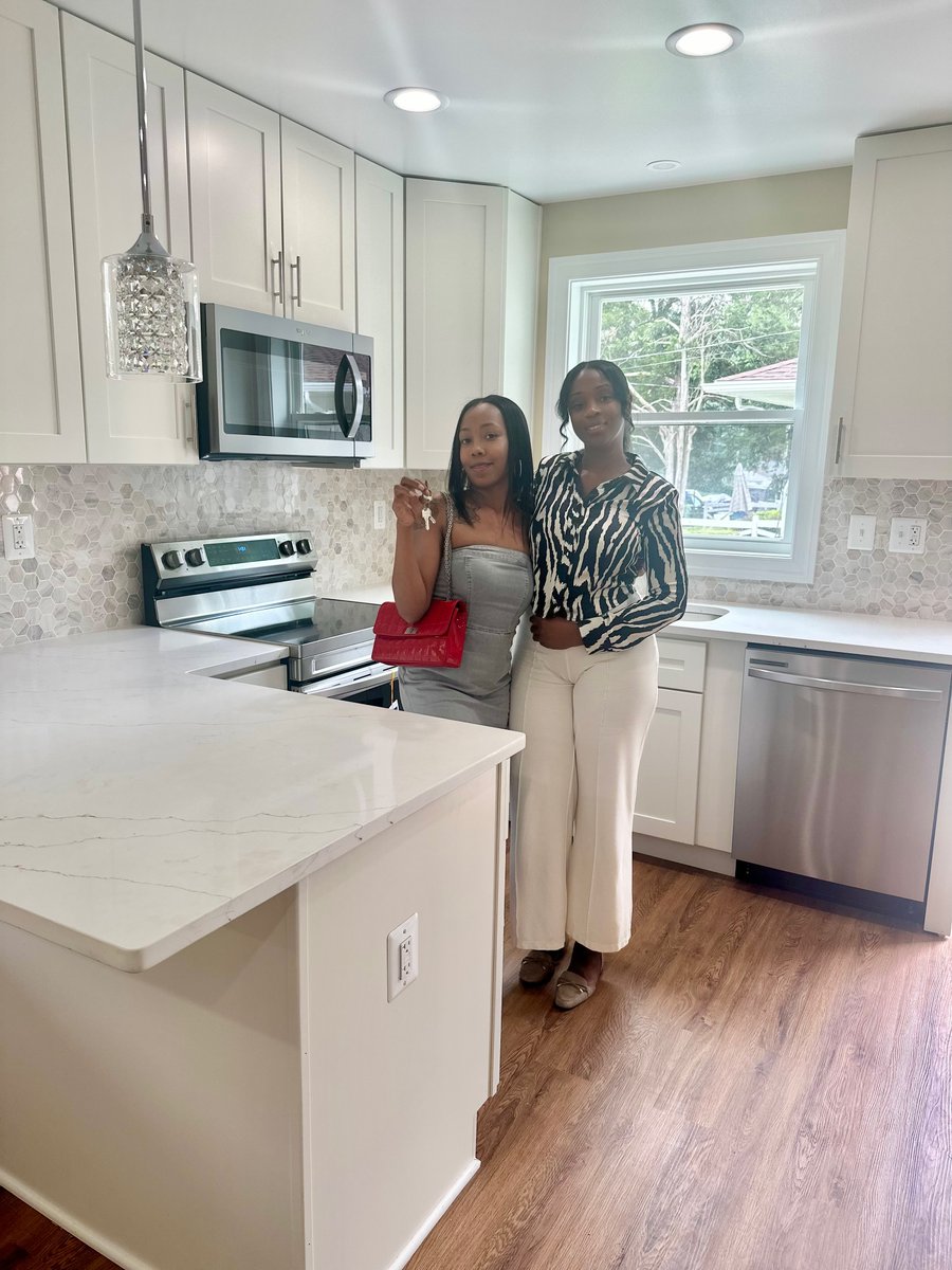 In celebration of Homeownership Month, we're congratulating our newest "HIP Homes" buyer. This beautifully renovated 4BR in Landover, MD features HIP's signature front porch.

Congrats Natasha, we're thrilled to help you accomplish your homeownership goals! #HousingCounseling