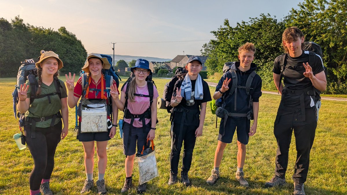 DofESNA's tweet photo. SNA DofE Silver 2025 Bloomin' Blues 🩶🐸 @SouthNottsAcdmy @Head_SNA #SNAWay #youthwithoutlimits https://t.co/Tg3nTAYfml