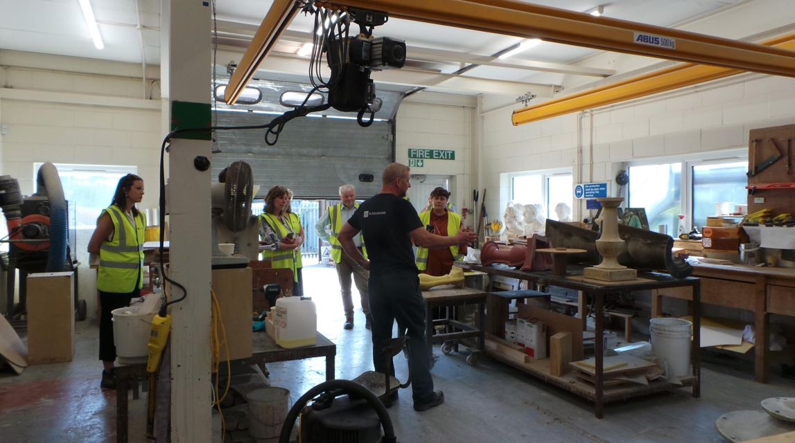 TaylorAlden's tweet photo. We enjoyed a wonderful media day at the factory in Northampton last week.
It was great to see the complete manufacturing process from initial drawings to the finished product.
Thanks to @Haddonstone for their hospitality.
#haddonstone #caststone #outdoorspaces #manufacturing https://t.co/Kv5Oevuurk