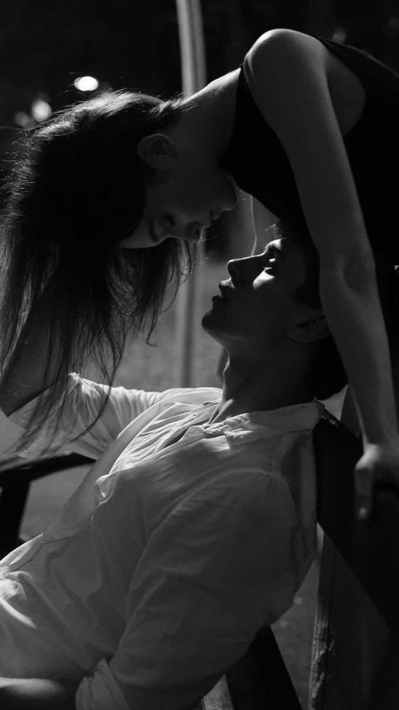 10 maneras de convertirte en el hombre de sus sueños:

- Hilo -