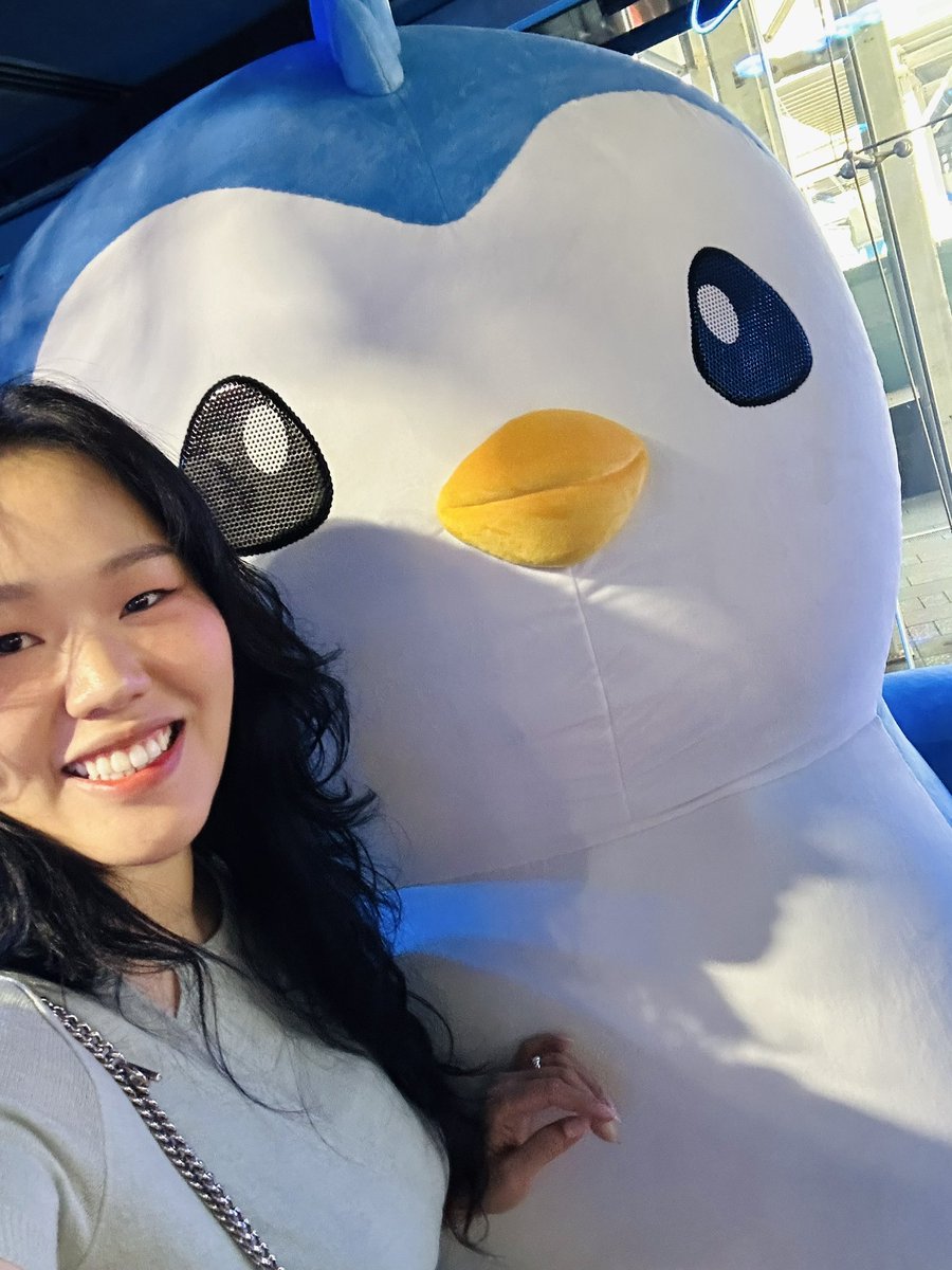 Got to celebrate the opening bell at <a href="/NasdaqExchange/">Nasdaq Exchange</a> with crypto's mascot <a href="/pudgypenguins/">Pudgy Penguins</a> 🐧

Key moment of building an icon of culture and crypto. Thanks for having us!