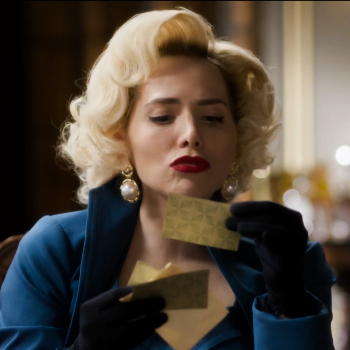 todos os meus compilados da zélia; uma thread para relembrar os maiores atos da loirinha em #garotadomomento