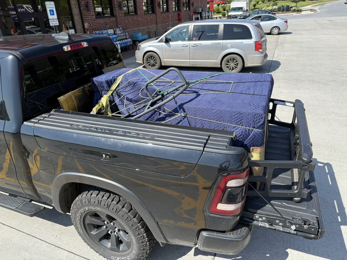 Bye bye, NFL Blitz ‘99… I know <a href="/Nintendork9/">Tʜᴇ Nɪɴᴛᴇɴᴅᴏʀᴋ 🎮🕹️</a> will take good care of you. 🫡