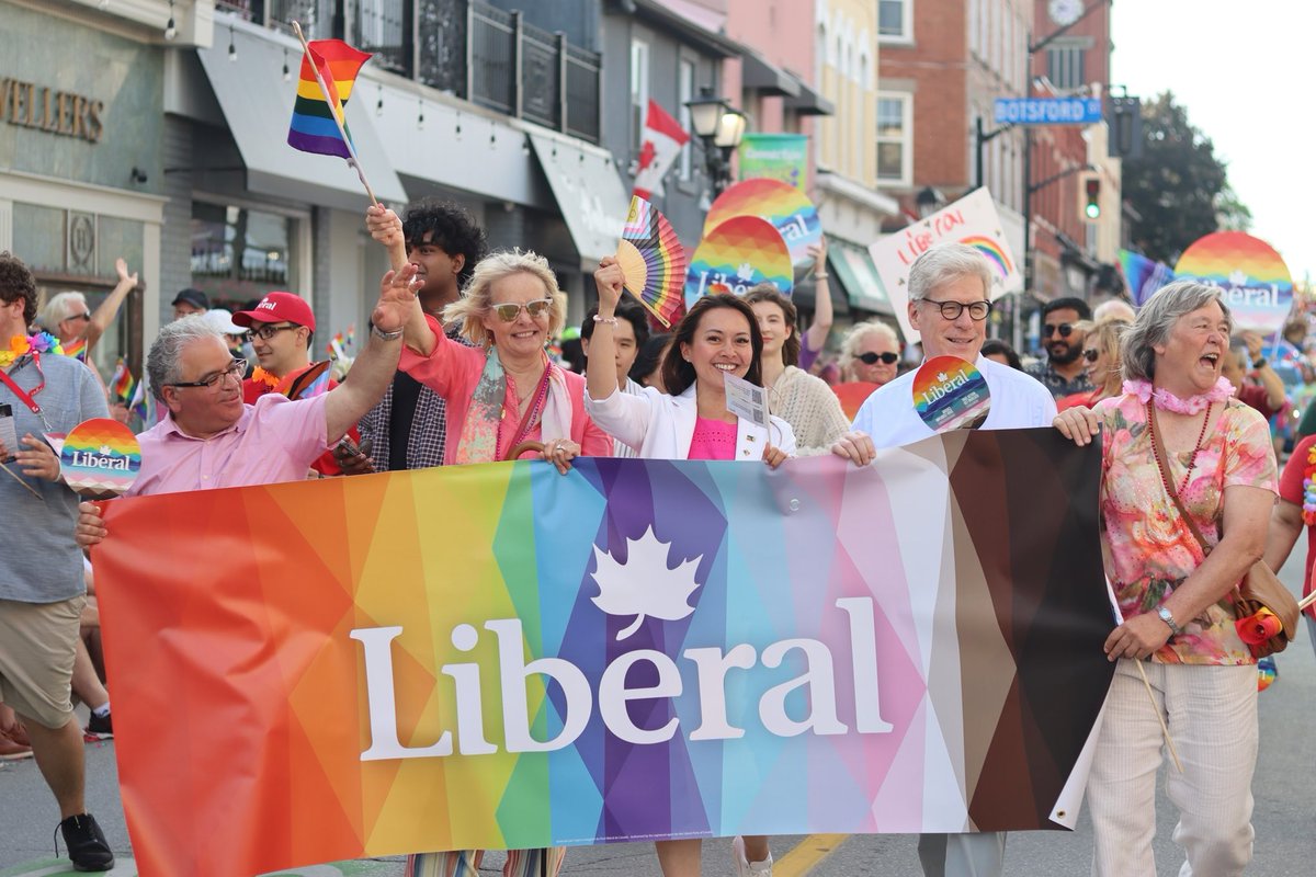 rechievaldez's tweet image. La fierté, c’est un acte de réclamation. La fierté, c’est le pouvoir. 🏳️‍🌈

Lors de la #YorkPride, nous avons marché pour l’amour, pour la sécurité, pour chacun d’entre nous. Car lorsque les communautés 2ELGBTQI+ sont soutenues, tout le monde prospère.