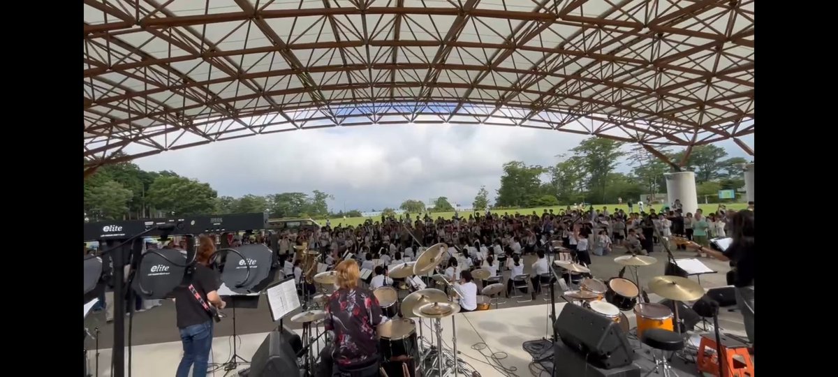 QualiAlive_dai's tweet photo. ６月２１日、２２日｢DDDフェスティバル2025｣大盛況の最高の２日間になりました！

ご来場して頂いた皆様、ありがとうございました✨

生徒の皆、本当に頑張ったね！😭✨

最高の景色をありがとう。

#DDDフェスティバル
#すみやグッディ
#樹空の森
#ドラム
#drum
#静岡県
#沼津
#御殿場 https://t.co/eIsBcEsLUk