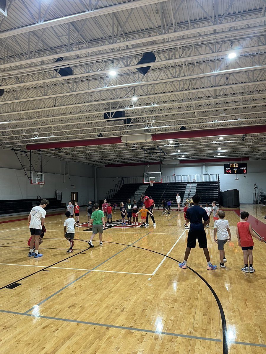 OpelikaHoops's tweet image. Great first day of Basketball Camp at OHS!