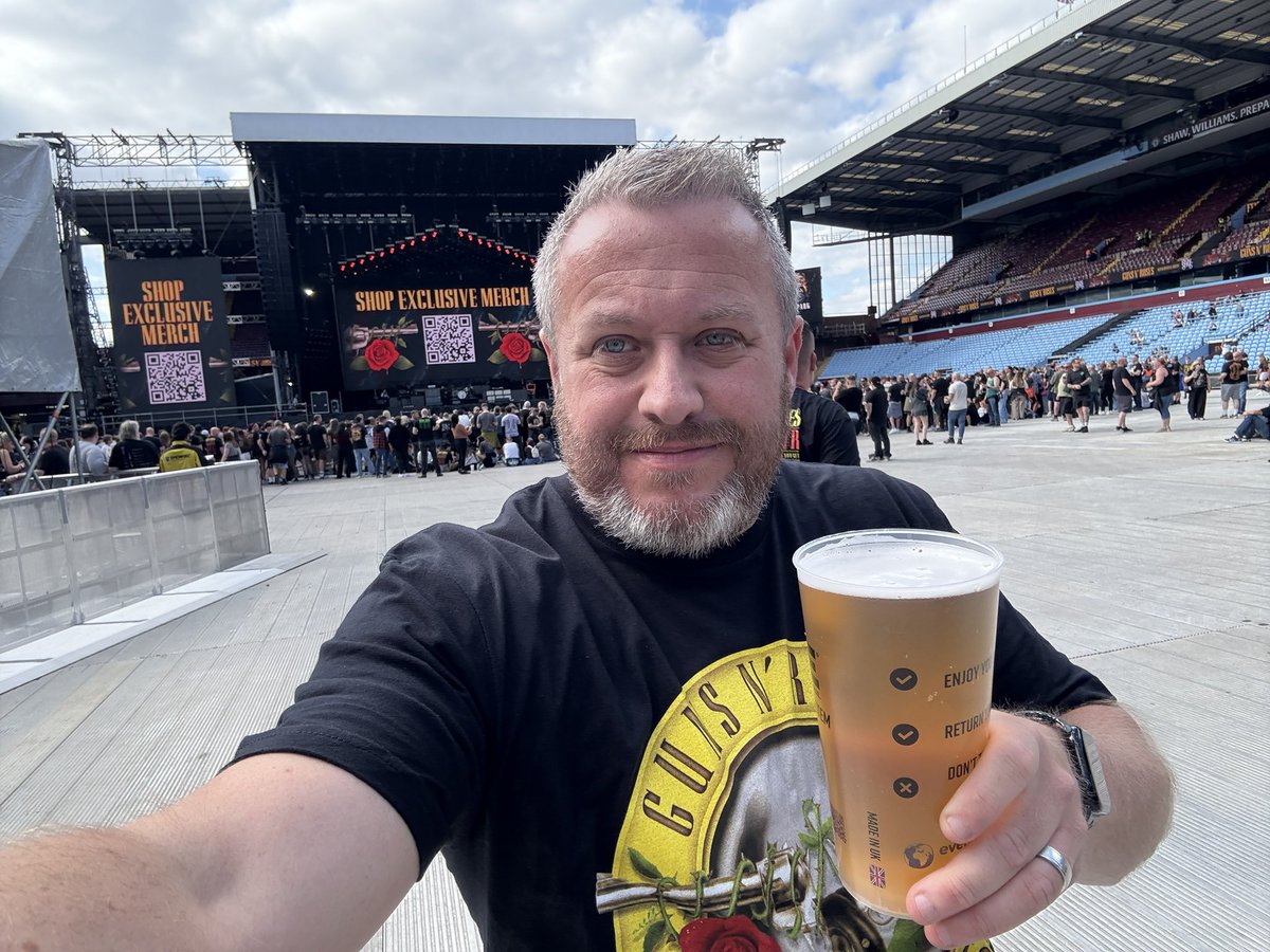 Ready for Guns N Roses. 
Feel a bit itchy being in this ground though.