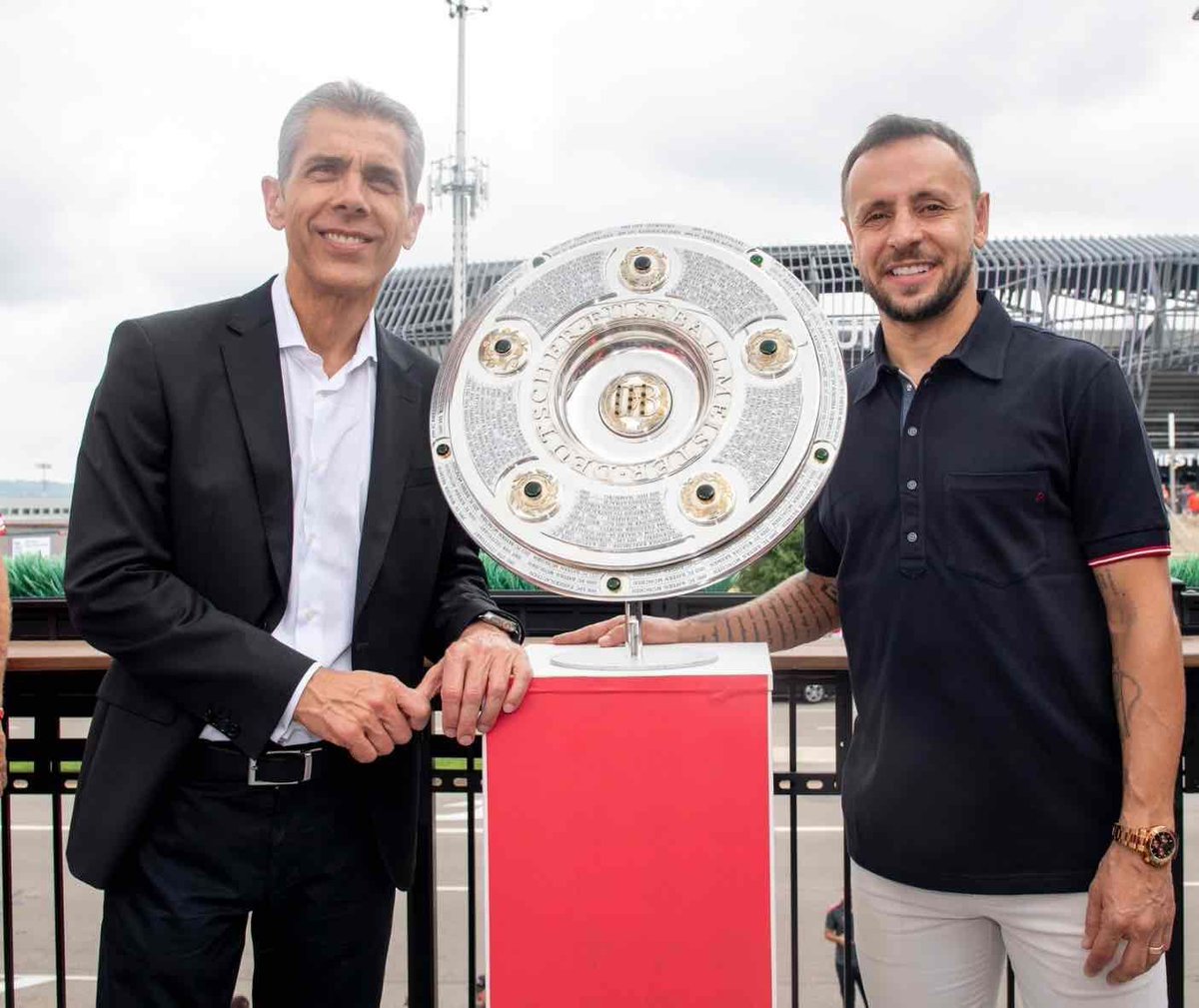 MarceloDaniloD3's tweet photo. Badih Georges Antar Ghayar listo para brillar en el duelo contra Inter de Milanhttps://buff.ly/BIhZrUG"#مقاطعة_منتجات_النسيم_مستمرة
#مقاطعة_منتجات_شركة_النسيم
شركة النسيم" https://t.co/qVnAw6ltjc