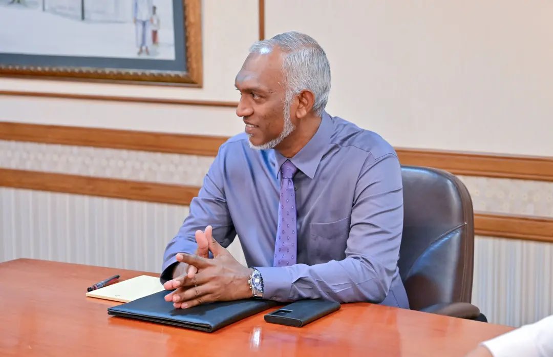 ޔުމްނު ވެއްޓުން- ކޮމިޝަންގެ ރިޕޯޓުގައިވާ ކަންކަން ތަންފީޒުކޮށް ފިޔަވަޅުއެޅުމަށް ރައީސް އަންގަވައިފި! dhuvelinews.mv/dv/1235