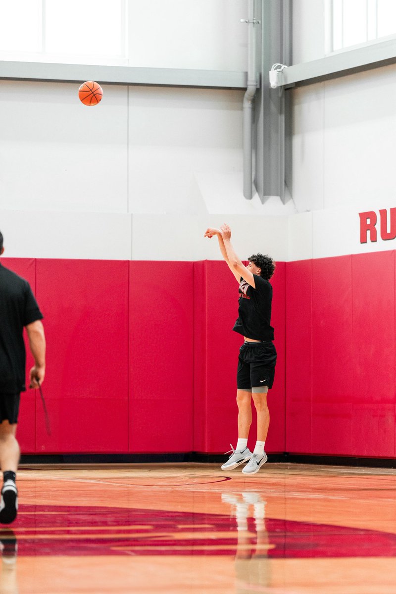 Mason Abittan. Locked in at UNLV 🔒🏀

#ProminentAlum #ProminentElite