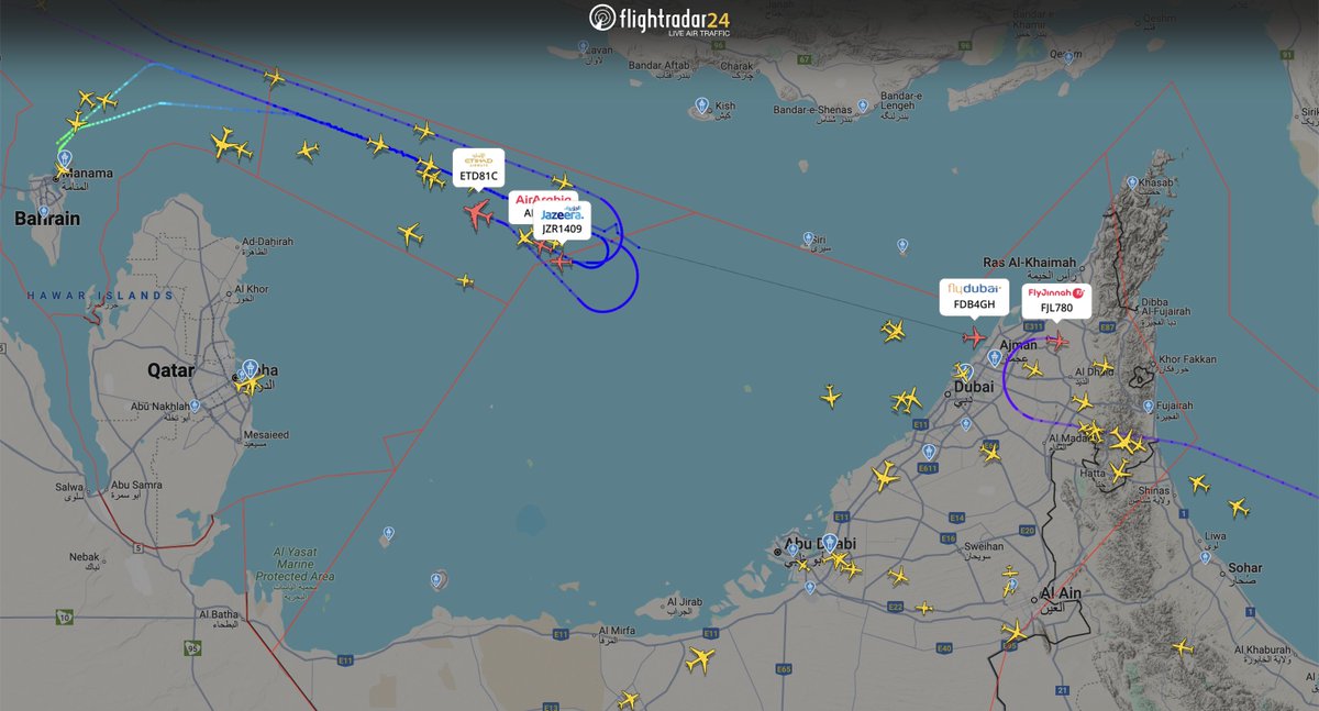 Based on flight paths and air traffic control audio UAE airspace is currently closed. flightradar24.com/multiview/3aee…