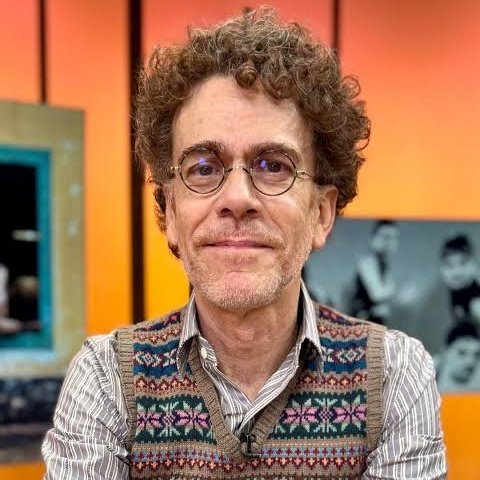 jornalnota's tweet photo. "Não tem política pública para isso. O alcoolismo, que é a doença que eu sofro, é estigmatizada, tem preconceito, falta de informação. Eu, com quase 9 anos de sobriedade, me sinto seguro para tratar disso."

Nando Reis,
No Sem Censura https://t.co/moQR4cyv4J