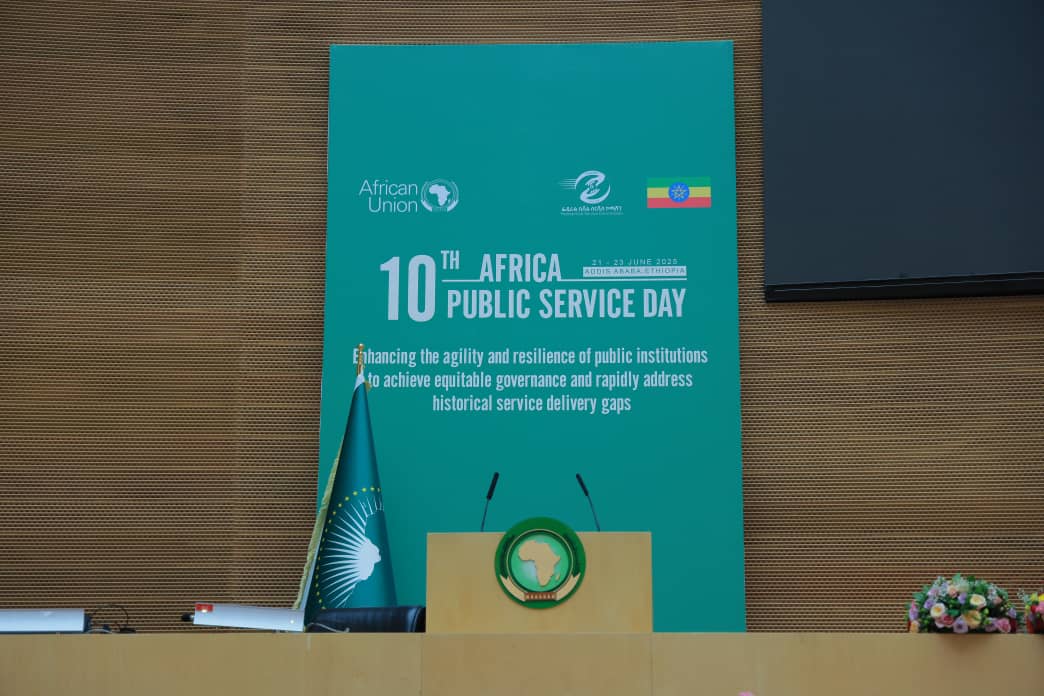 AUC_PAPS's tweet photo. ...challenges & meet evolving needs of citizens.
Through knowledge-sharing, capacity-building & policy dialogue, #APSD also serves as platform to drive public sector transformation, ensuring institutions operate with integrity, inclusivity& citizen-centric approach to governance. https://t.co/yZQkub9iIT