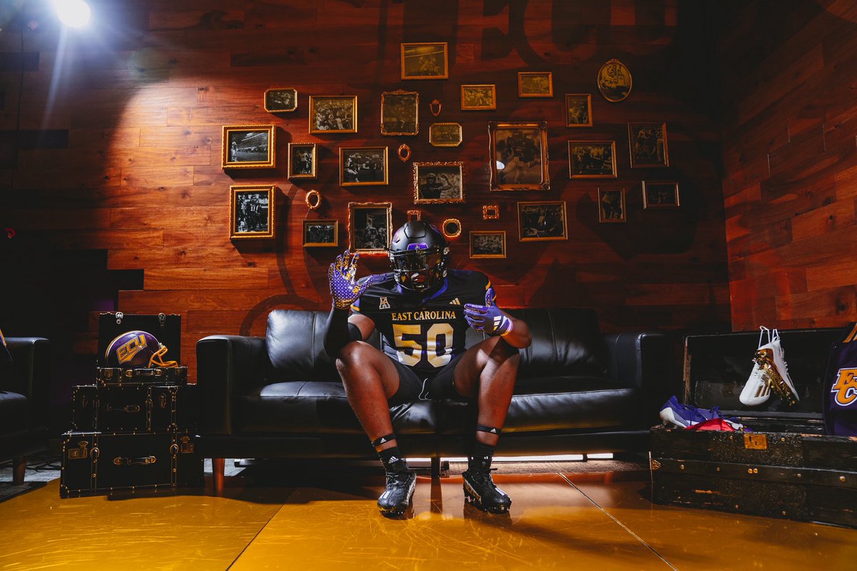 Josh1Battle's tweet image. Go Pirates?
@OLCoachMattox @lgware @Coach_B_Harrell @coach_jdbaker @Dyrell_Roberts @Luke_Mullett @HTC247