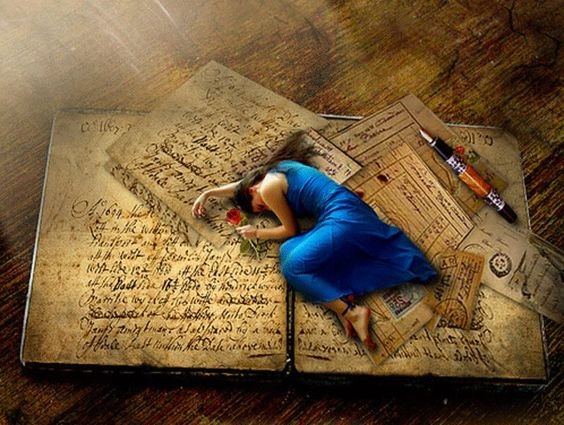 I wish everyone a marvelous new week ahead♡ 
I wrote this comical poem for literary agents and the writers who query them.  I hope it adds a smile to your day.
           ✍️Querying✍️

A querying I will go, a querying I will go
Emailed my submission 
A querying I will go.

It