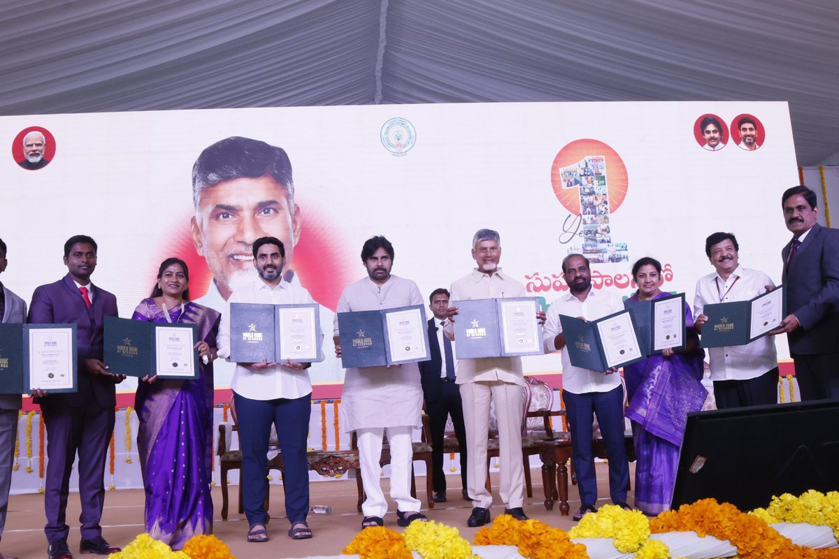 Deputy CMO, Andhra Pradesh (@apdeputycmo) on Twitter photo ఆంధ్రప్రదేశ్ రాష్ట్రంలో గత సంవత్సరం చారిత్రక విజయాన్ని సాధించి, రాష్ట్రాన్ని ప్రగతి పథంలో నడిపిస్తూ ఏడాది సుపరిపాలన అందించిన శుభ సందర్భంగా గౌ|| ముఖ్యమంత్రి శ్రీ <a href="/ncbn/">N Chandrababu Naidu</a> గారి నేతృత్వంలో NDA ప్రభుత్వం ఏర్పాటు చేసిన సుపరిపాలనకు తొలి అడుగు కార్యక్రమంలో పాల్గొని రాష్ట్ర ప్రభుత్వం ఆంధ్రప్రదేశ్ రాష్ట్రంలో గత సంవత్సరం చారిత్రక విజయాన్ని సాధించి, రాష్ట్రాన్ని ప్రగతి పథంలో నడిపిస్తూ ఏడాది సుపరిపాలన అందించిన శుభ సందర్భంగా గౌ|| ముఖ్యమంత్రి శ్రీ <a href="/ncbn/">N Chandrababu Naidu</a> గారి నేతృత్వంలో NDA ప్రభుత్వం ఏర్పాటు చేసిన సుపరిపాలనకు తొలి అడుగు కార్యక్రమంలో పాల్గొని రాష్ట్ర ప్రభుత్వం