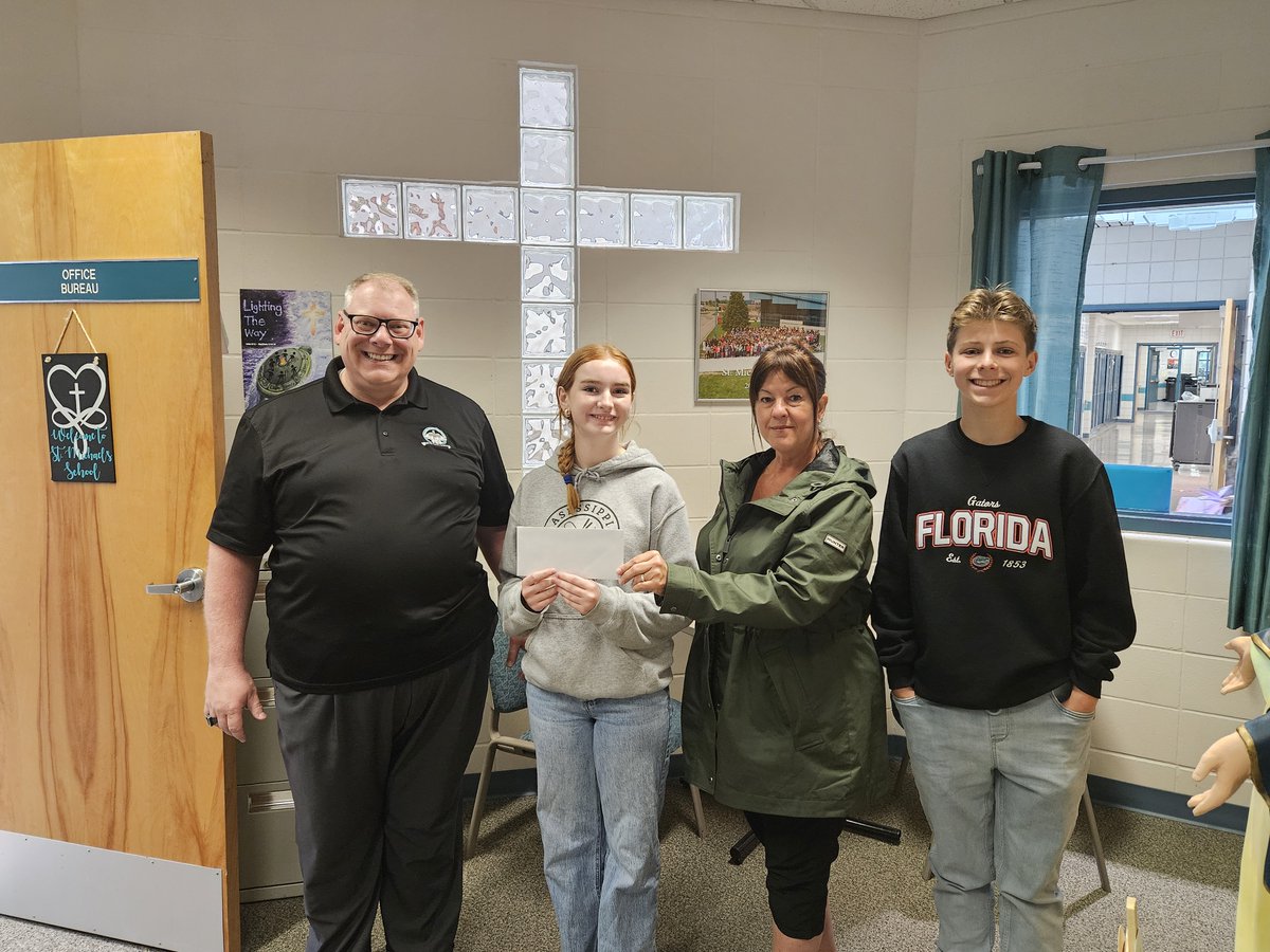 Ecole St. Michael’s School tweet media