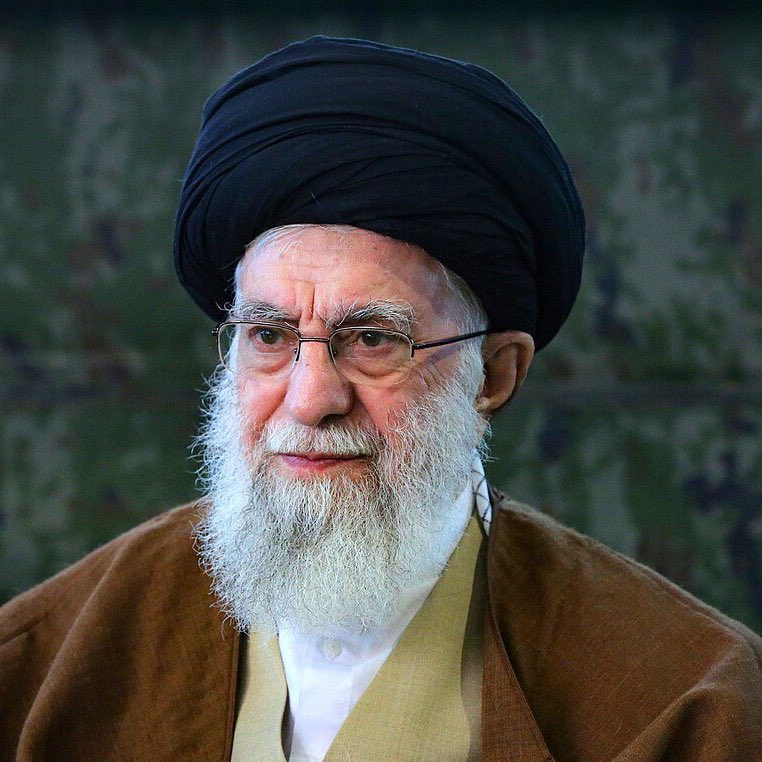 #عاجل

#ایران دو پایگاه بزرگ آمریکا در قطر و عراق را با موشک‌های بالستیک هدف قرار داد. 
شما پیروز شدید، شما در دفاع از امت می‌جنگید؛ شکست شما، شکست ماست. ☝