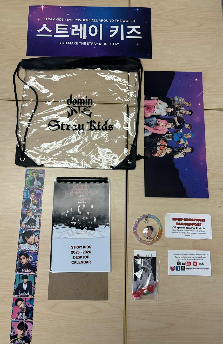 KCFS_'s tweet image. 🚨Giveaway Alert🚨
We are giving away some fan-made merch. Entrants have a chance to win a paper banner, photocard, bracelet, candy/snack, sticker set, button, (June 2025-2026) calendar and clear drawstring bag.