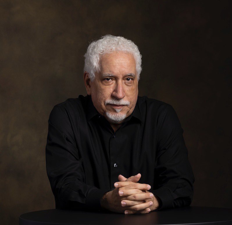 EndemolShine Boomdog, Banijay Entertainment y el aclamado escritor y productor Leonardo Padrón se unen para lanzar “Leonardo Padrón Productions”.

Conoce todo lo que hay detrás de la gran alianza que dará vida a historias latinoamericanas por todo el mundo aquí: