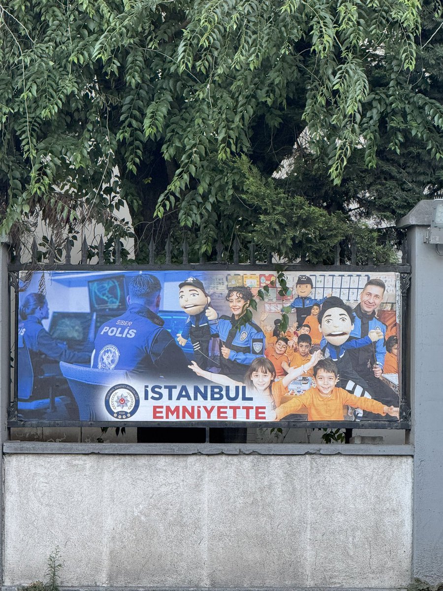 oyuncakları bile korkunç kanka sil ya