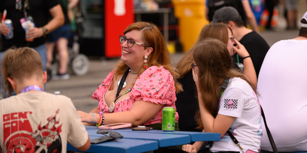 Gen_Con's tweet photo. In less than 40 days, we will be together at Gen Con! What is one thing that you always do at Gen Con? Drop it in the comments👇 

#GenCon2025 #CountdownToGenCon #GenConIndy https://t.co/ScisVDdcjq
