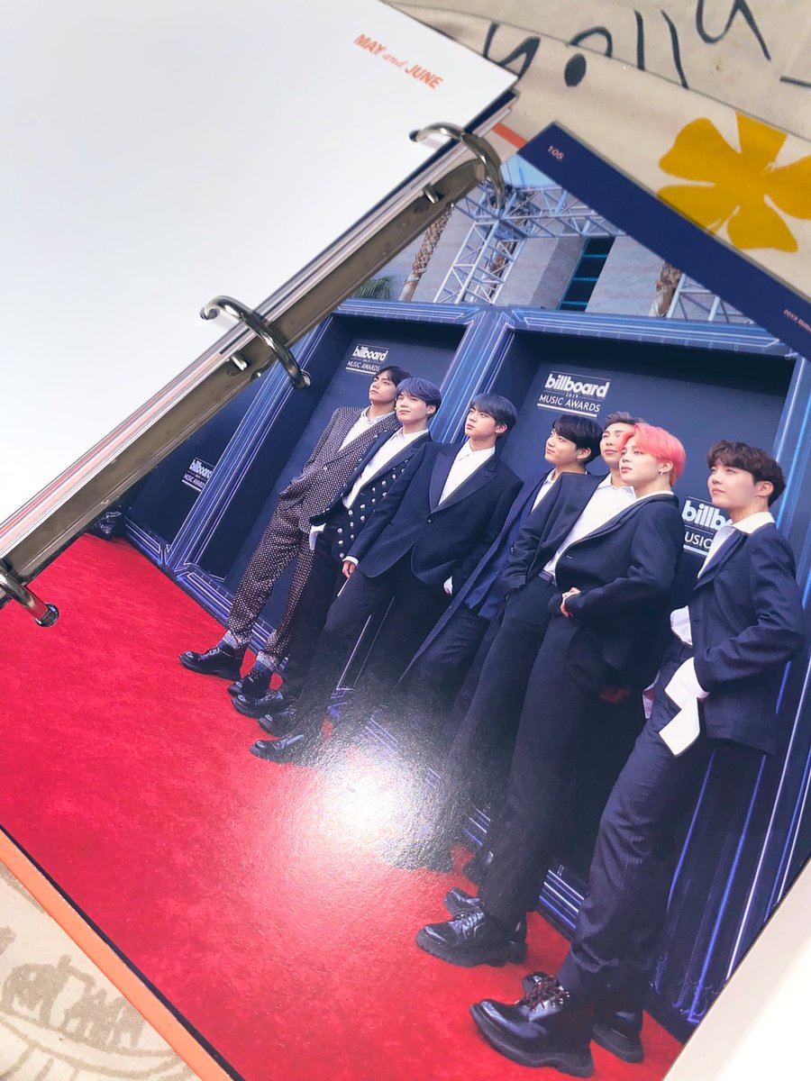 _ellyscart's tweet photo. WTS LFB IC QS PH

💐 BTS - MEMORIES OF 2019 DVD (no pc)
💐 ₱700 
💐 condi 6/10 x to sensi (comsec= flaws)

dm me or comment to claim! 

bangtan collection merch rm jin suga jhope jimin v jungkook pc dvd wtb lfs albums https://t.co/3Ew8KeVAdr