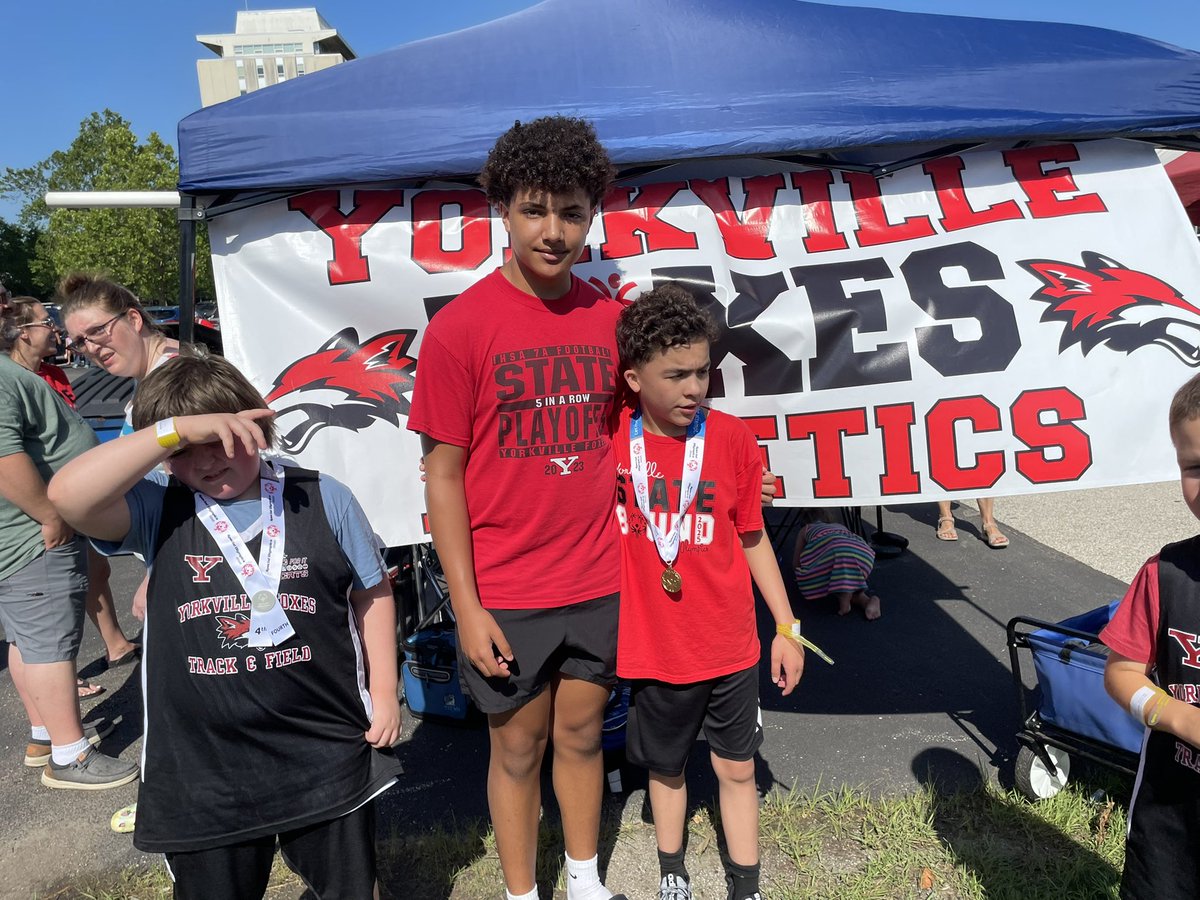JReveter07's tweet photo. Had a great time this past weekend volunteer coaching at the special olympics summer games @SO_Illinois @ISURedbirds @CoachDanMcGuire @CoachErnser https://t.co/9LS5Oo6Izp