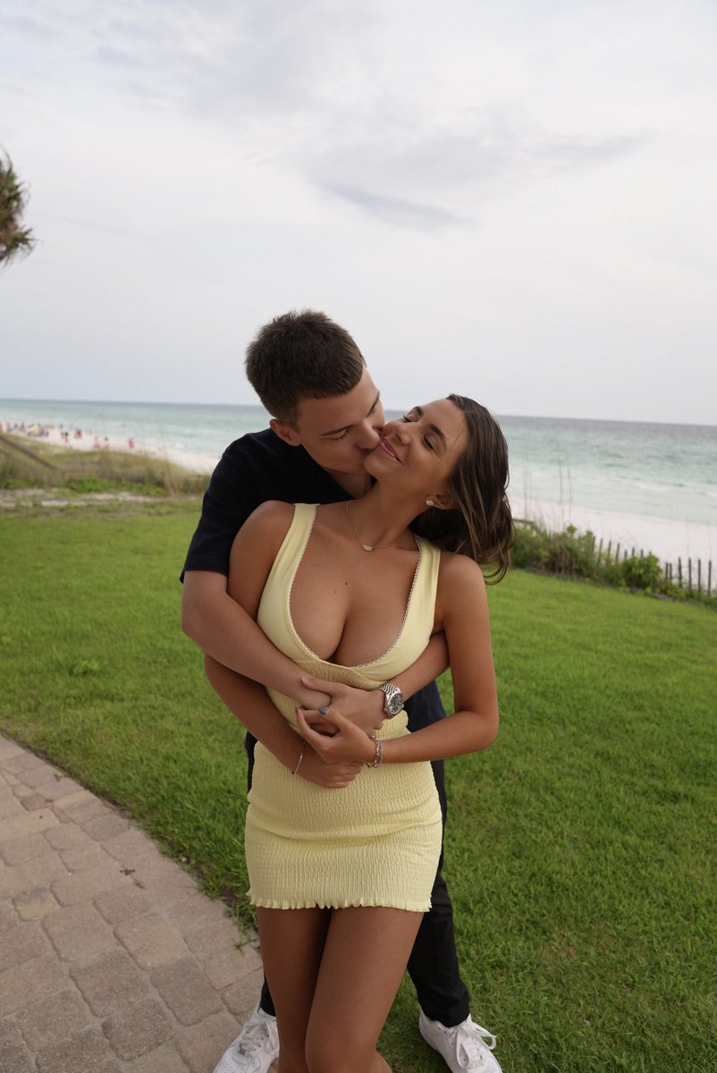 Clix's tweet image. Happy 23rd birthday to the most beautiful and caring person i’ve ever known. my best friend, the woman of my dreams &amp;amp; my biggest supporter all in one. ❤️